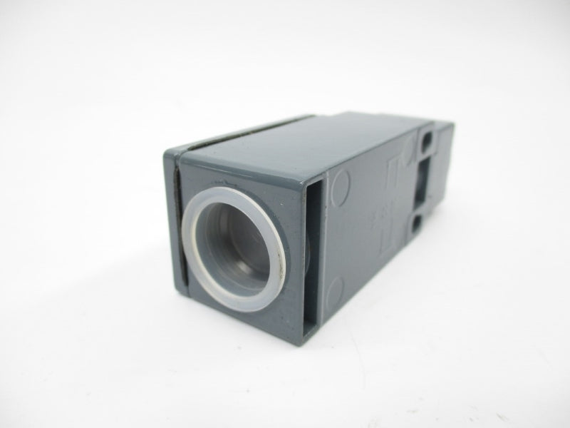 PIZZATO FM1656 400V 3A NSNP