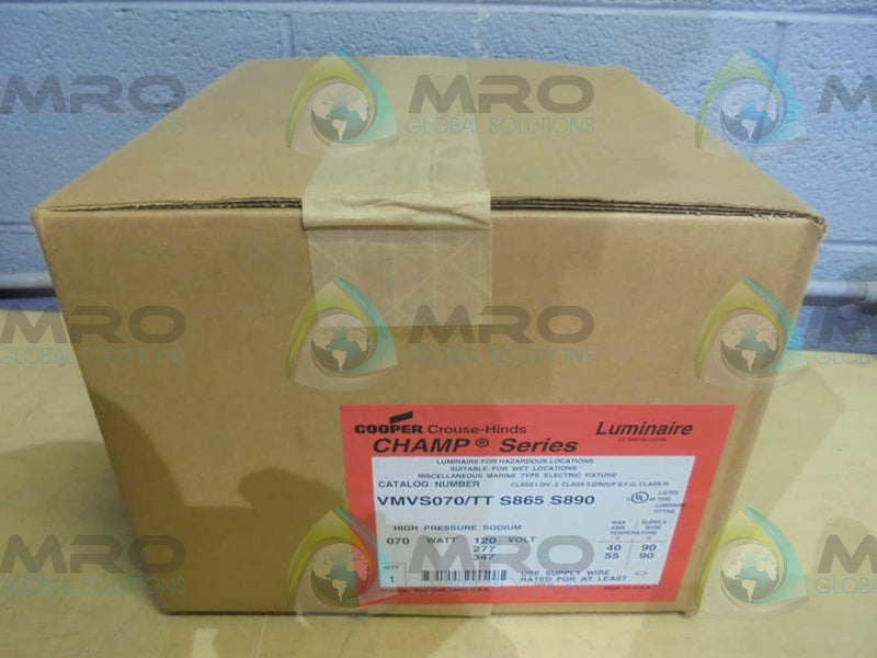 COOPER  VMVS070/TT S865 S890  LUMINAIRE * FACTORY SEALED *