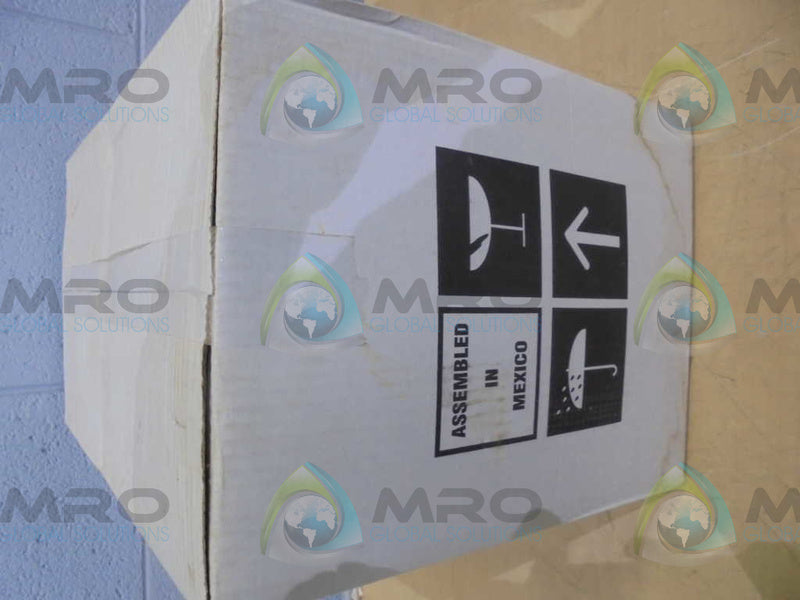 COOPER  HPHW-GL-100-TT  100W HPS TT PRISM GLASS LENS * FACTORY SEALED *