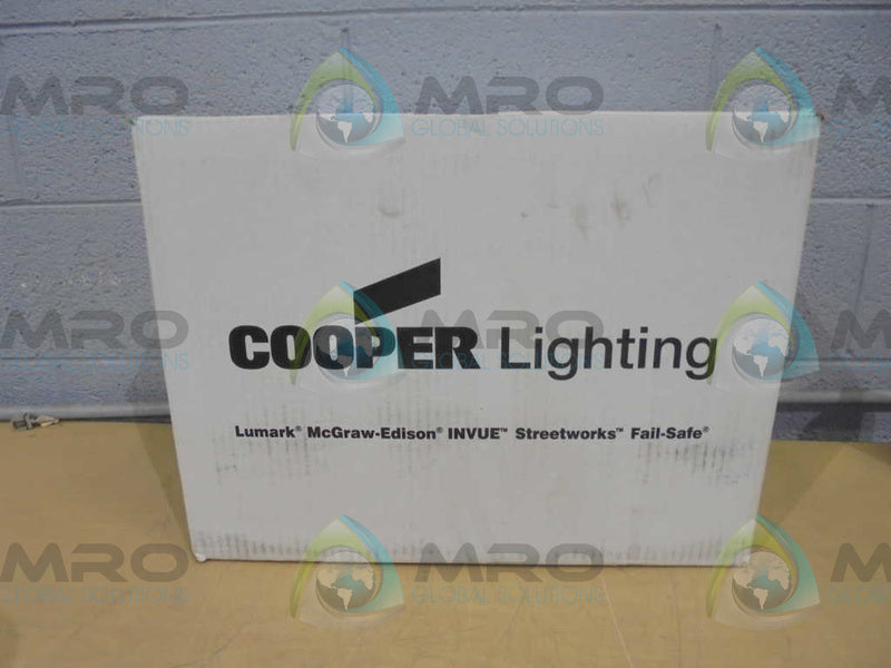 COOPER  HPWP-GL-70-TT  70W PRISM GLASS LENS * FACTORY SEALED *