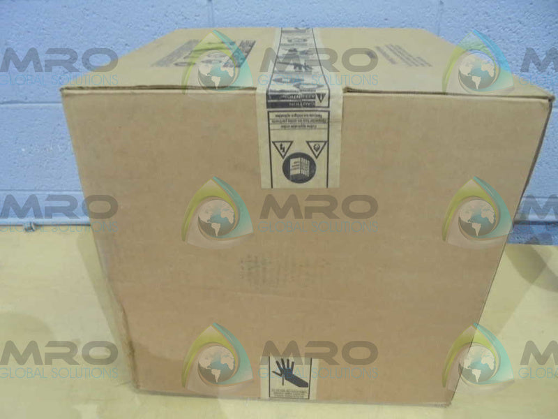 HUBBELL  LWJ-150S6-A-WH  LAMP FIXTURE * FACTORY SEALED *