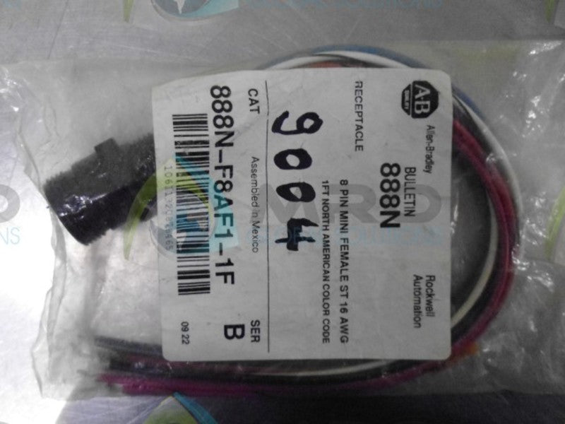 ALLEN BRADLEY 888N-F8AF1-1F SER. B FEMALE RECEPTACLE *NEW IN FACTORY BAG*