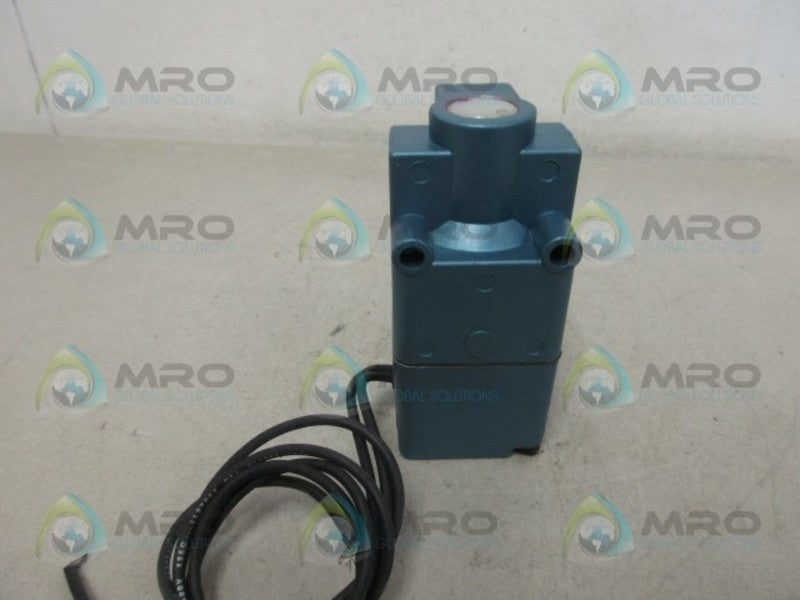 MAC 225B-511BAAA SOLENOID VALVE *NEW NO BOX*