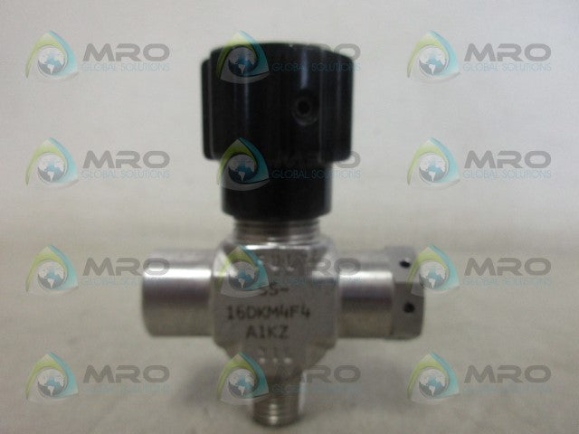 WHITEY SS-16DKM4F4 VALVE *NEW NO BOX*