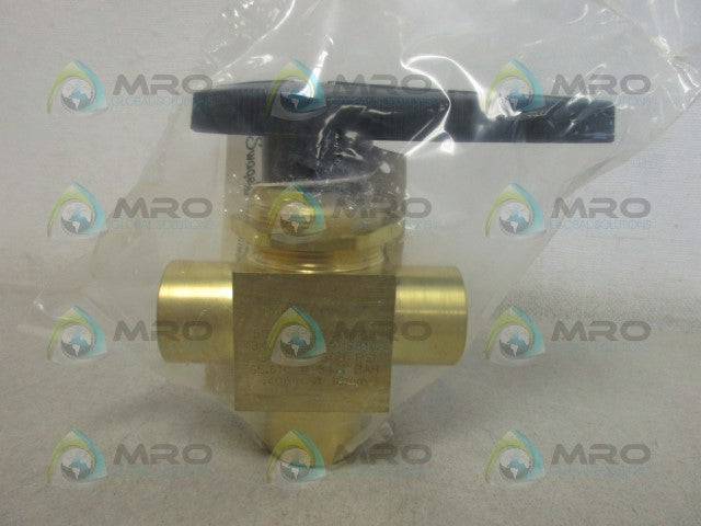 SWAGELOK B-45XVF8 VALVE *NEW IN BOX*