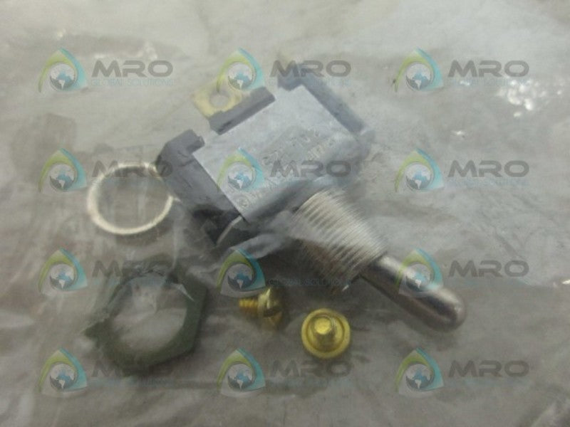 INDUSTRIAL MRO 1/2HP SWITCH *NEW IN FACTORY BAG*