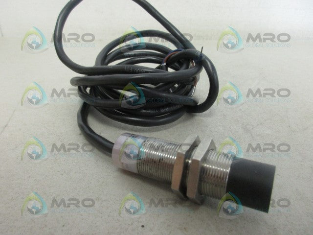 EATON E59-M18C118C02-A1 SENSOR *NEW NO BOX*
