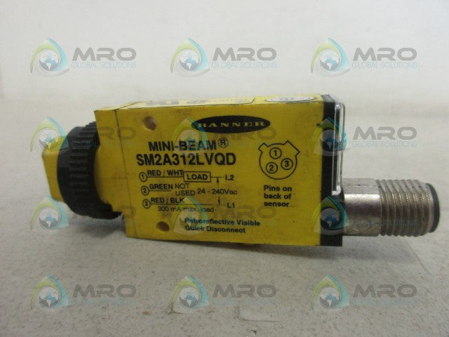 BANNER ENGINEERING SM2A312LVQD SCANNER *USED*