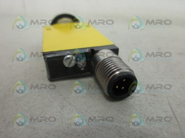 BANNER ENGINEERING SM2A312LVQD SCANNER *USED*