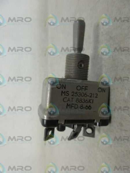 EATON MS25306-212 ROCKER SWITCH *USED*