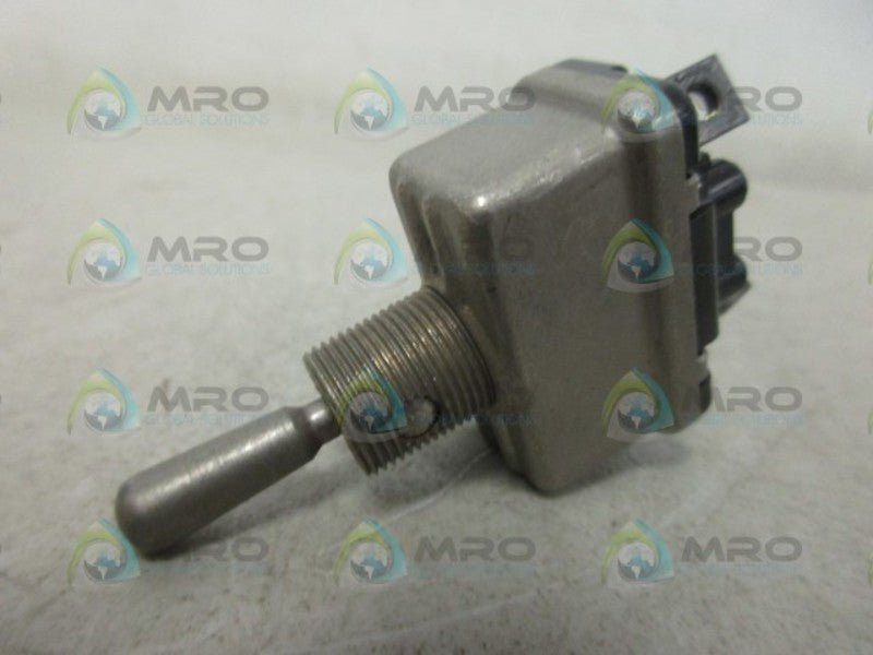 EATON MS25306-212 ROCKER SWITCH *USED*