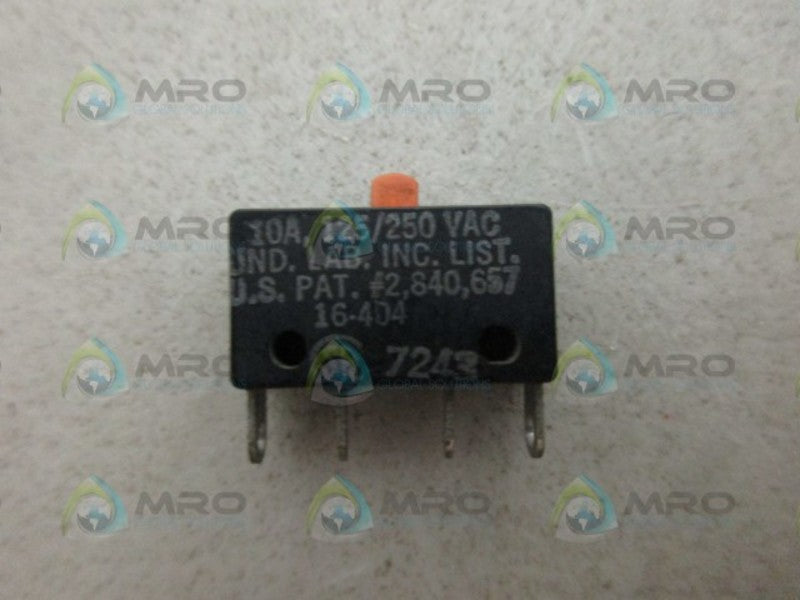 LICON 7243 SWITCH *USED*