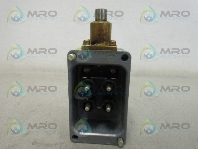 MICROSWITCH  202LS1 LIMIT SWITCH *NEW IN BOX*