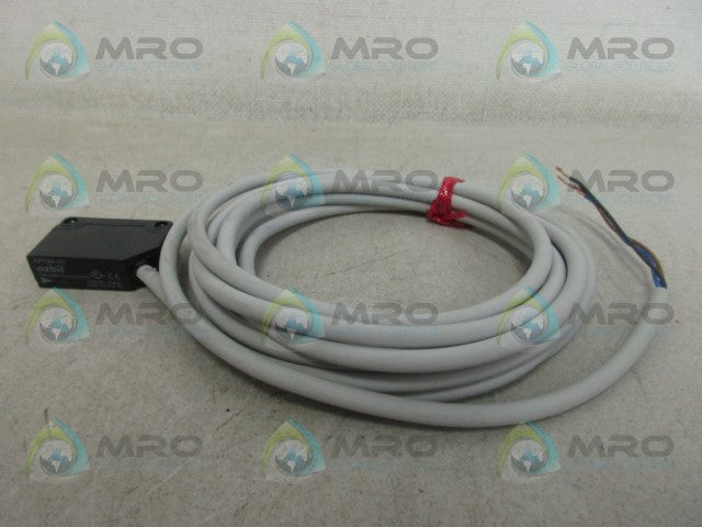 AZBIL HP100-R2 * NEW NO BOX *