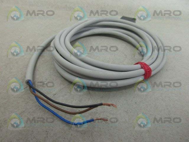 AZBIL HP100-R2 * NEW NO BOX *