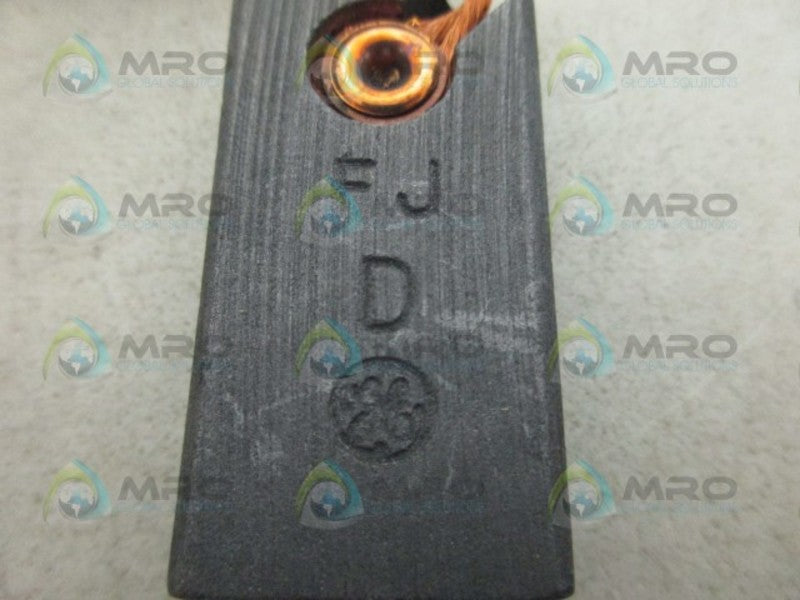 GENERAL ELECTRIC FJD CARBON BRUSH *USED*