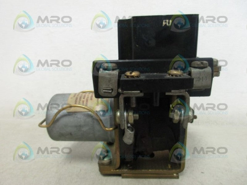 GENERAL ELECTRIC CR124Y0D3810B TRIP RELAY *USED*