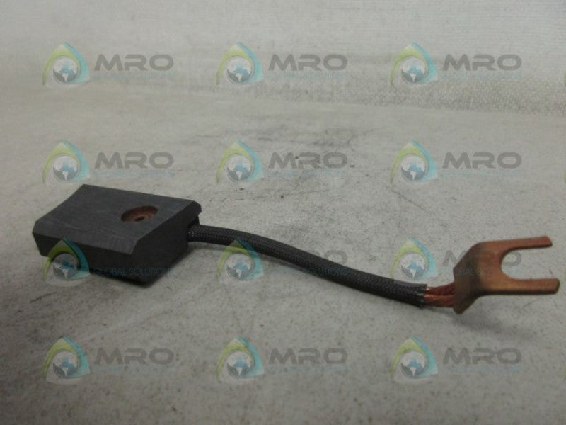 INDUSTRIAL MRO CTT948 CARBON BRUSH *USED*