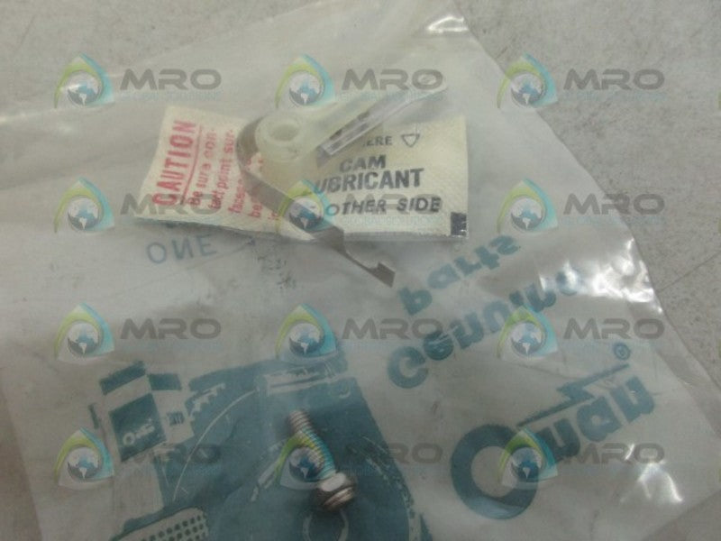 ONAN 166-0245 POINT SET *NEW IN FACTORY BAG*