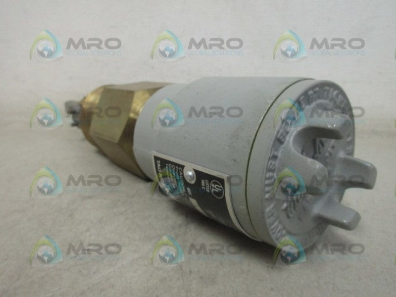 FLOWTECT V4-2 EXPLOSION PROOF FLOW SWITCH *NEW NO BOX*