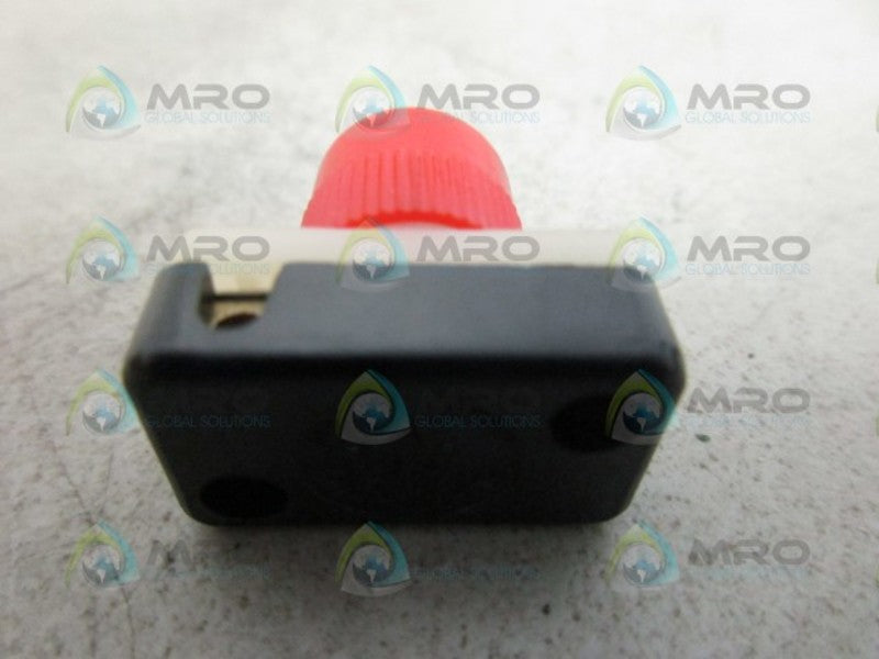 YUAN CHEN 1A.CALY250V PUSHBUTTON (RED) *USED*