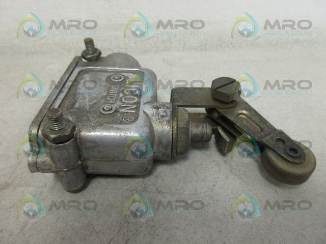 LICON 30-415 SNAP SWITCH *USED*