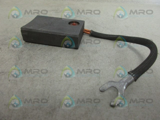 INDUSTRIAL MRO M-17 CARBON BRUSH *USED*