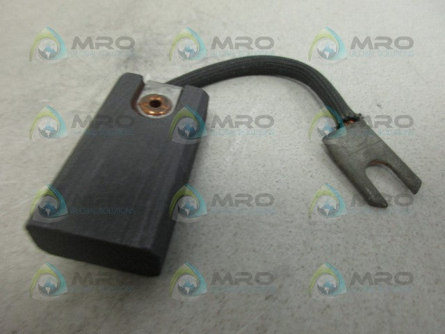 GENERAL ELECTRIC D CARBON BRUSH *USED*