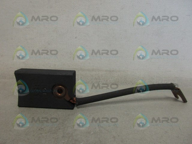 INDUSTRIAL MRO CTT869 CARBON BRUSH *USED*