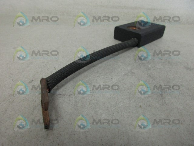 INDUSTRIAL MRO CTT869 CARBON BRUSH *USED*