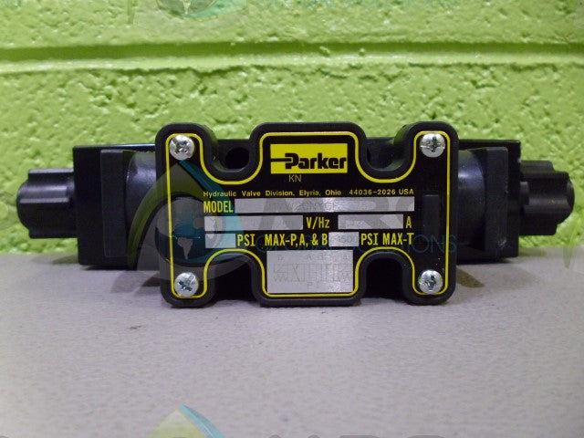 PARKER D1VW2CNYC F 75 DIRECTIONAL CONTROL VALVE *NEW NO BOX*