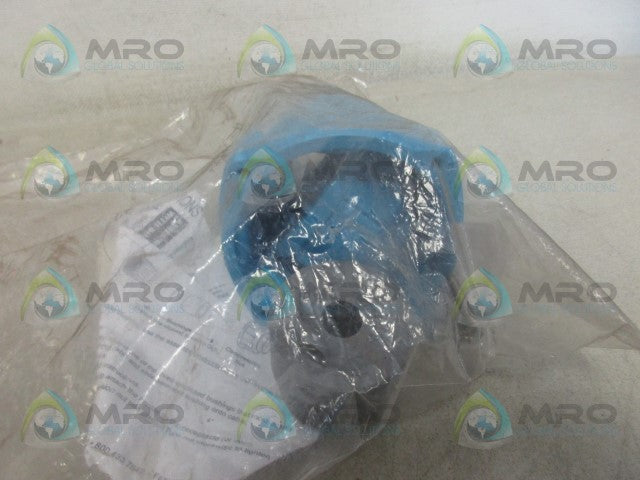 LEVITON 053-6098 LAMPHOLDER *NEW NO BOX*