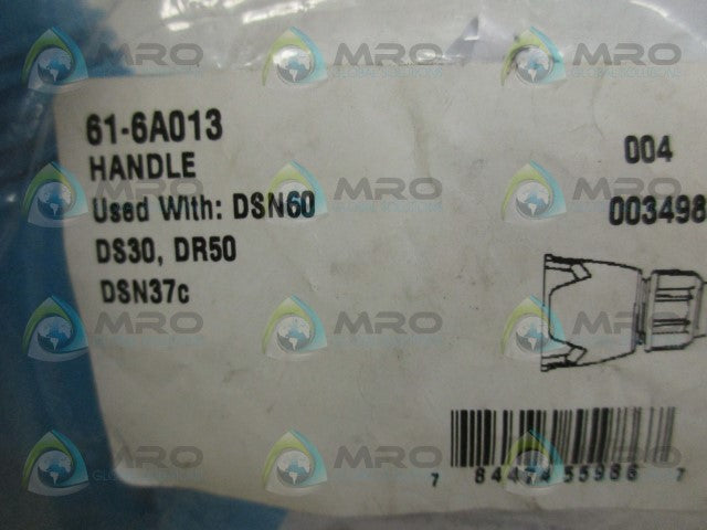 LEVITON 053-6098 LAMPHOLDER *NEW NO BOX*