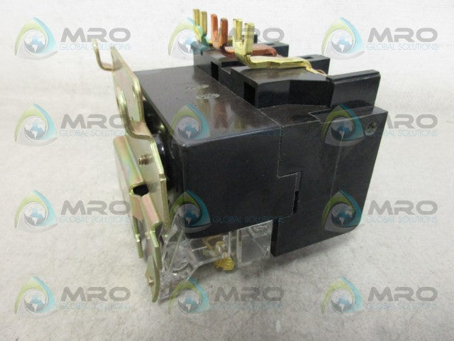 INDUSTRIAL MRO 0733 CONTACTOR *NEW NO BOX*