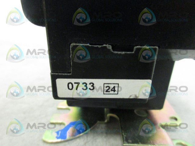 INDUSTRIAL MRO 0733 CONTACTOR *NEW NO BOX*