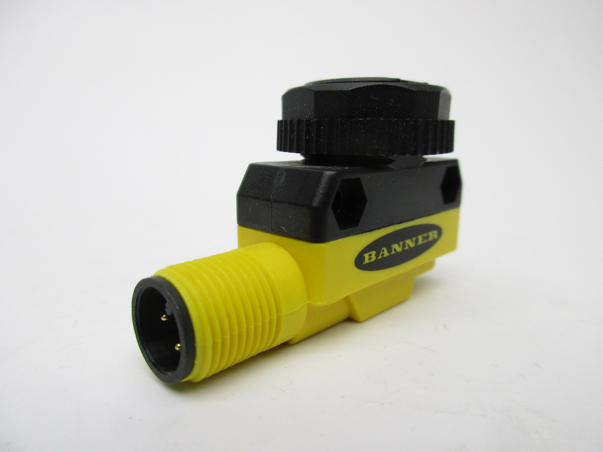 BRYANT 4721-N PLUG * NEW IN FACTORY BAG *