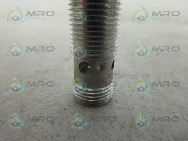 IFM EFECTOR IFC200 INDUCTIVE PROXIMITY SENSOR *NEW IN BOX*