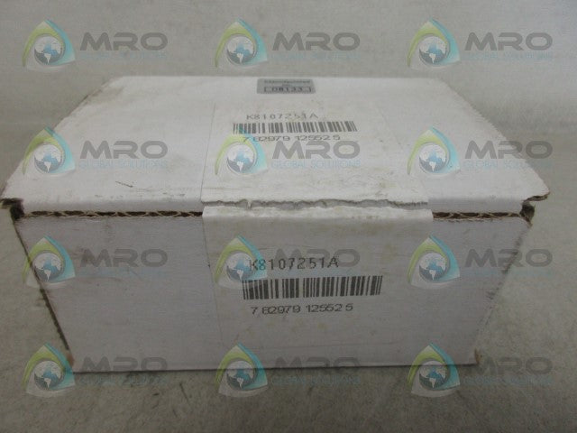 FEDERAL SIGNAL K8107251A LAMP *NEW IN BOX*