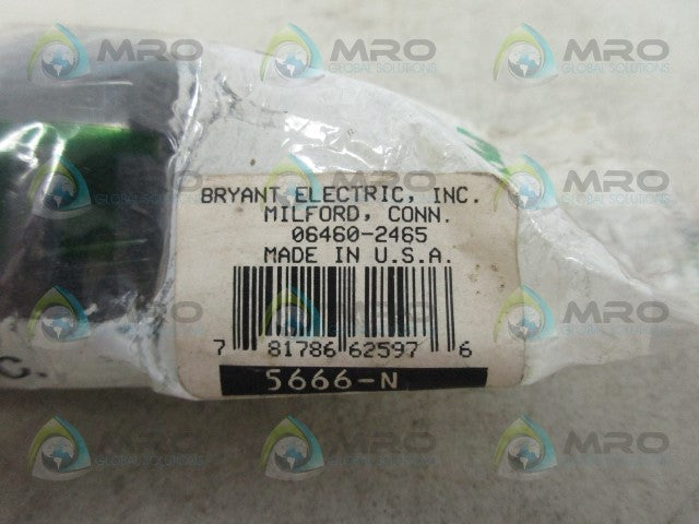 BRYANT 5666-N CONNECTOR *NEW IN FACTORY BAG*