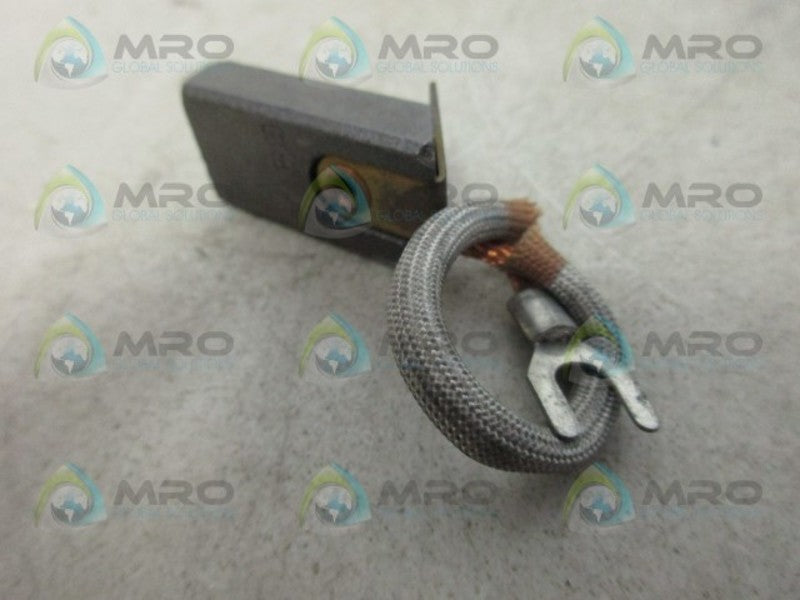 INDUSTRIAL MRO 8673 CARBON BRUSH *USED*