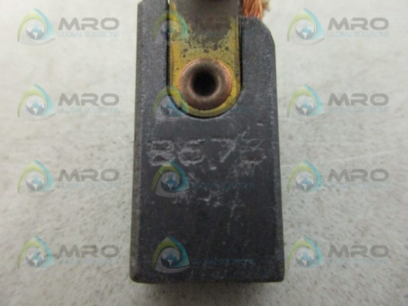 INDUSTRIAL MRO 8673 CARBON BRUSH *USED*