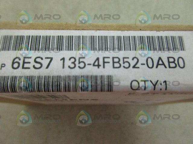 SIEMENS 6ES7135-4FB52-0AB0 ANALOG OUTPUT *FACTORY SEALED*