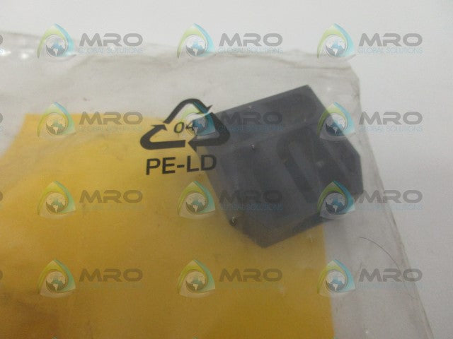 TURCK BS12BEFESTIGUNGSSCHELLE CONNECTOR *NEW IN FACTORY BAG*