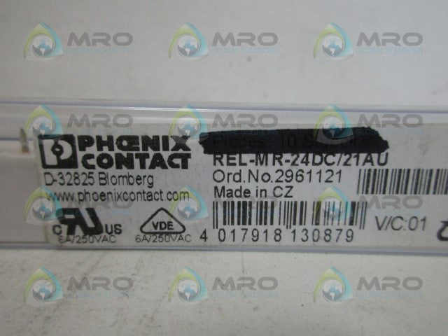 PHOENIX CONTACT 2961121 RELAY (PKG OF 8) *NEW IN ORIGINAL PACKAGE*