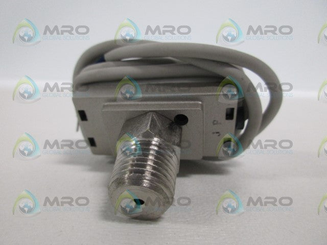 SMC GS40 DIGITAL PRESSURE SENSOR *NEW NO BOX*