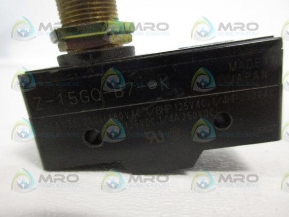 OMRON Z-15GQ-B7-K PANEL MOUNT PLUGGER *USED*