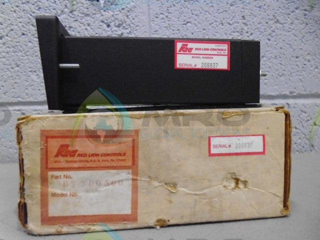 RED LION DT3D0500 TACHOMETER *NEW IN BOX*
