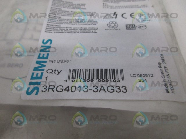 SIEMENS 3RG4013-3AG33 PROXIMITY SENSOR *NEW IN FACTORY BAG*