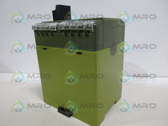 PILZ PNOZ824VDC SAFETY RELAY *NEW IN BOX*