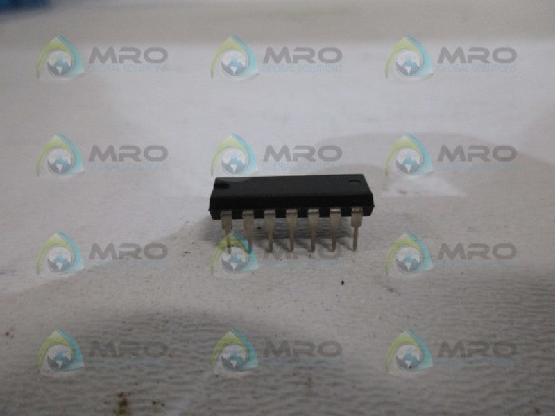 INDUSTRIAL MRO SN74LS00N FREESCALE SEMICONDUCTOR *NEW NO BOX*